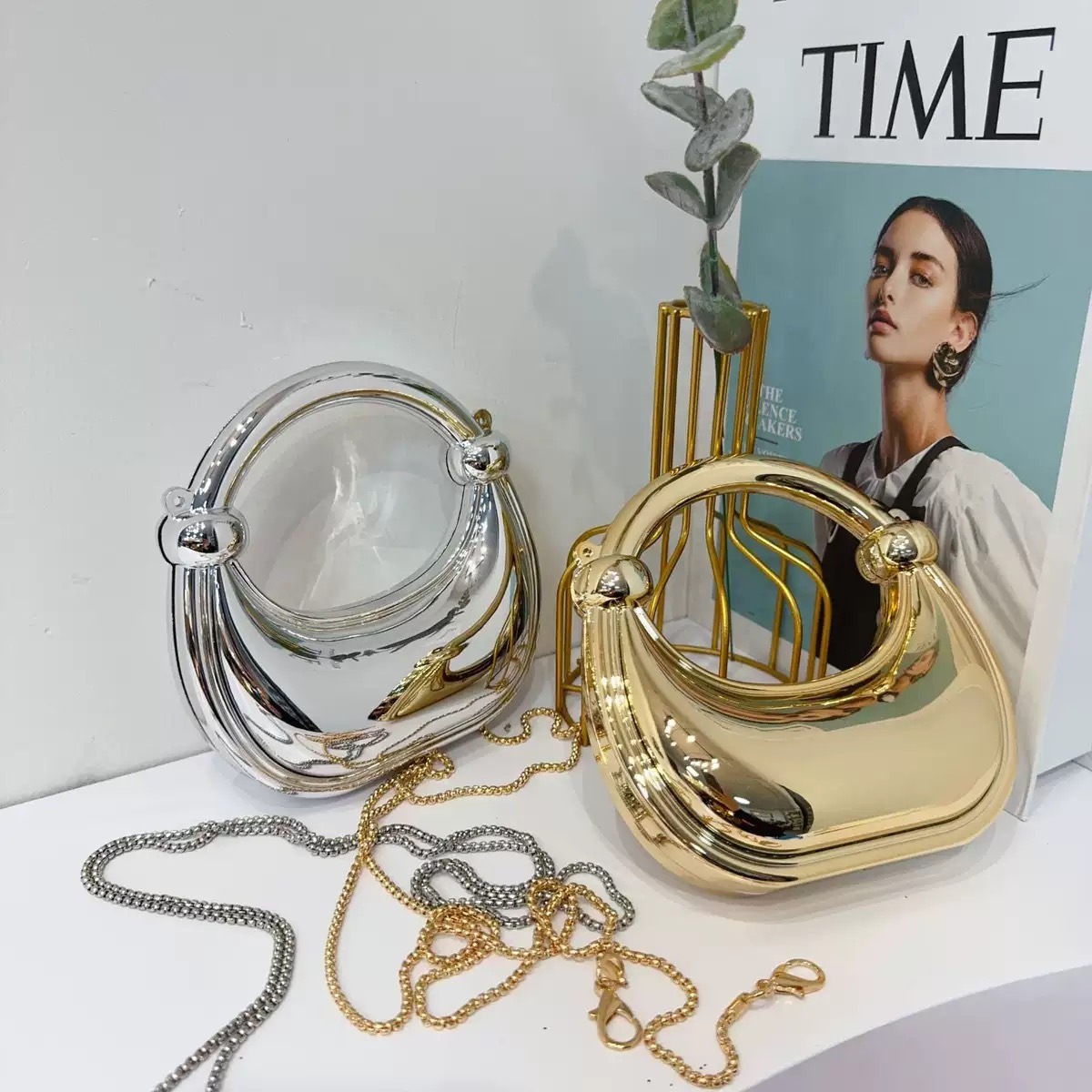 Dompet dan Tas Tangan Tas Mala - Women Bags Golden ulasan dan harga
